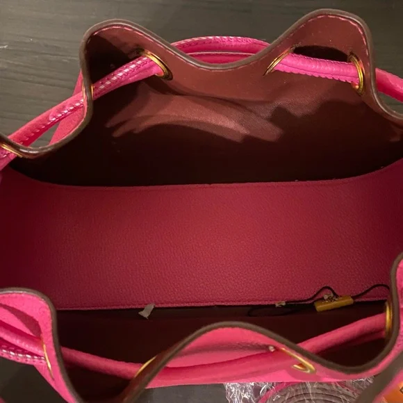 Pink crossbody or handbag - Picture 4 of 7